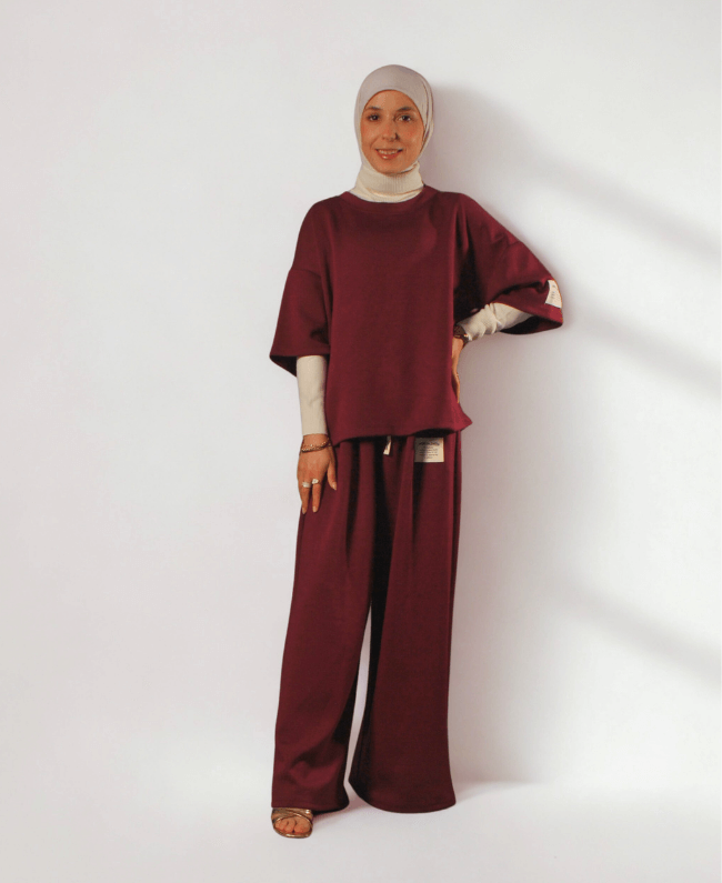 Trendy lounge set dames – losvallende broek en bijpassende top